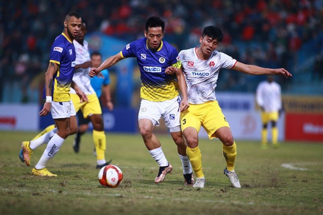 V.League tiếp cuộc đua khó lường