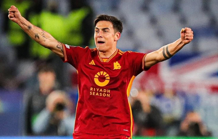 Phong độ đáng kinh ngạc của Roma sau khi sa thải Mourinho