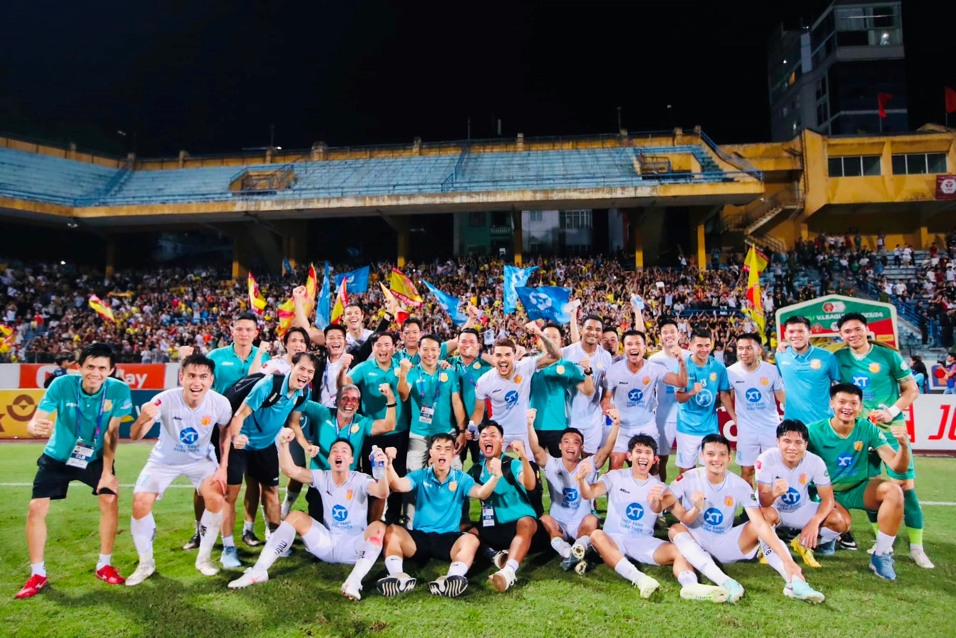 Vòng 22 V.League: Những trận cầu cảm xúc