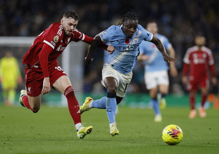 Man City thắng đậm Liverpool