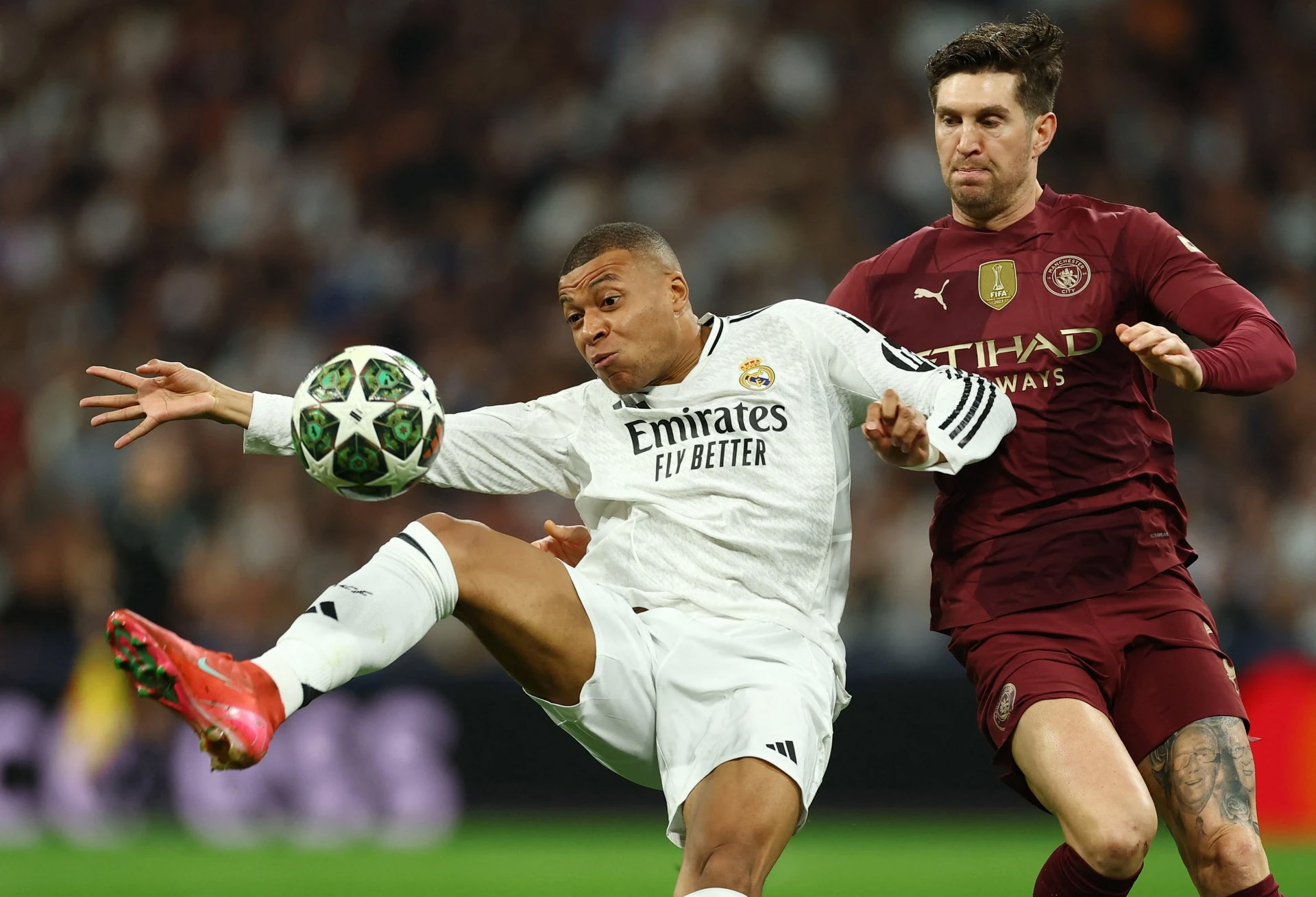 Mbappe lập hat-trick, Real tiễn Man City rời Champions League