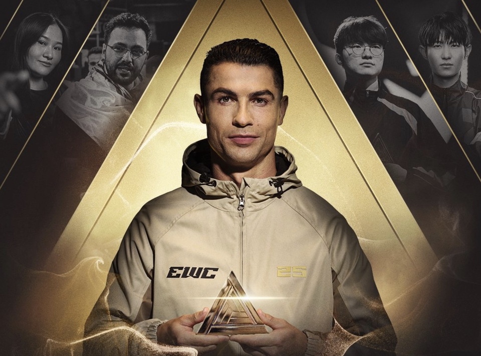 Ronaldo làm đại sứ World Cup, nhưng không phải chơi bóng đá