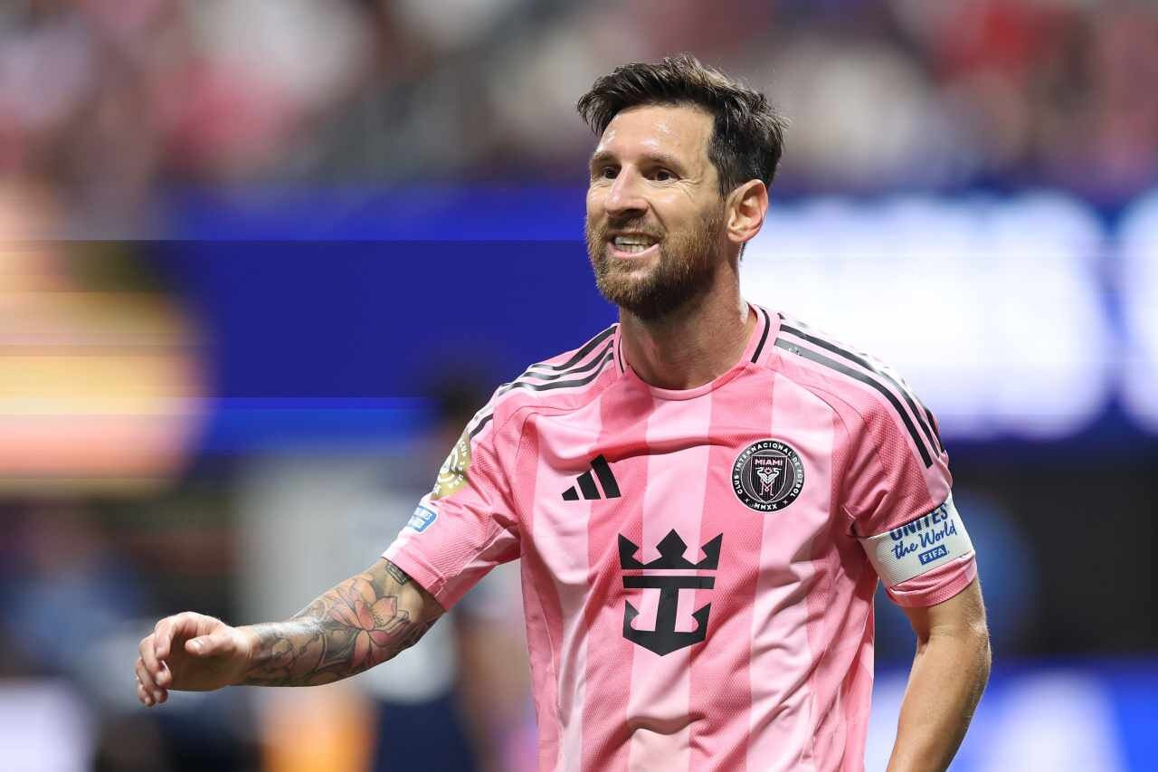 Messi tạo cú sốc chuyển nhượng ở tuổi 38