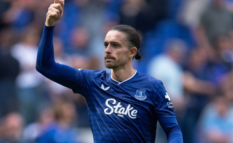 Grealish làm nên lịch sử