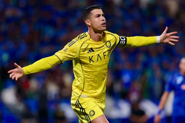 Ronaldo tỏa sáng trong ngày trở lại