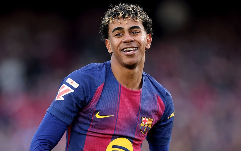 Yamal lập siêu phẩm giúp Barcelona xây chắc ngôi đầu