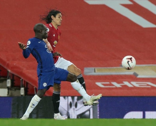 Cavani ra mắt Ngoại hạng Anh: Dứt điểm cực "bén", MU mừng hụt